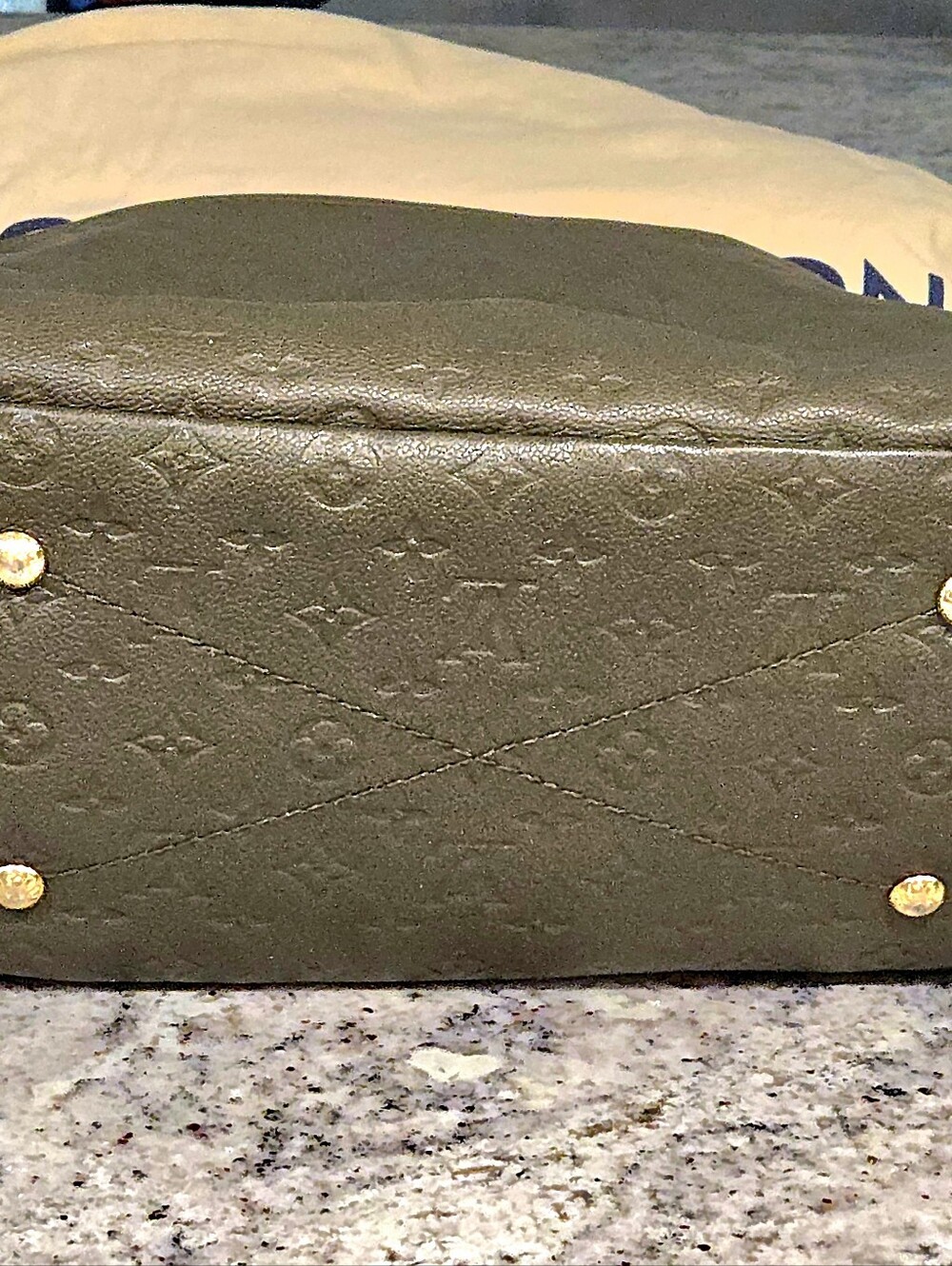 ULTRA RARE! LOUIS VUITTON Artsy MM Khaki Fango Empreinte - Picture 4 of 15